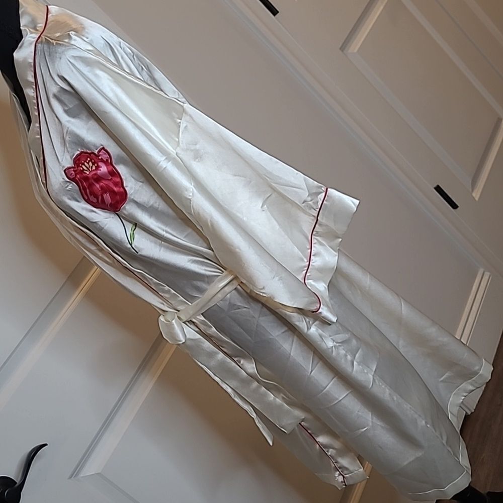Intimates Liz banks sz 2X cream satin polyester evening bedtime robe - Picture 3 of 10